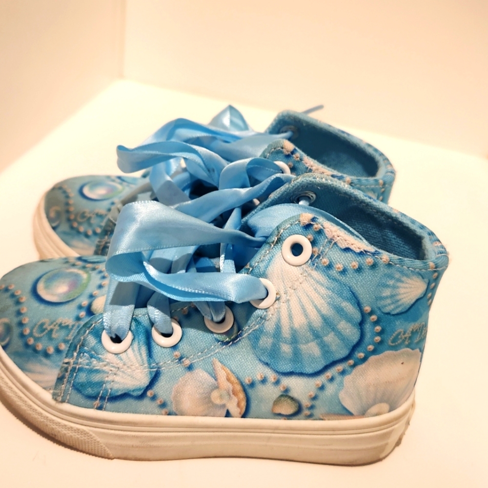 A dee toodler girl shoes